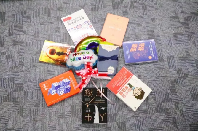 鹏博员工生日会