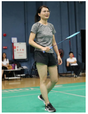 又美又飒爽的邓总